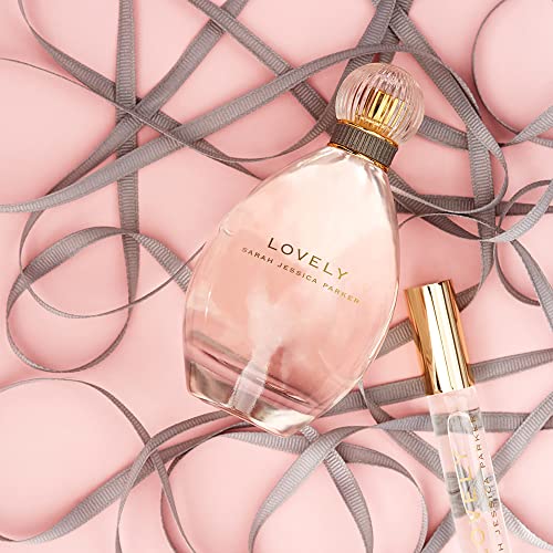 Sarah Jessica Parker - 2 Piece Collection with Eau De Parfum and Body Mist Spray in Iconic Lovely Fragrance - Women's Perfume Gift Set - Notes of Mandarin, Bergamot, Lavender, and Apple - 2 pc