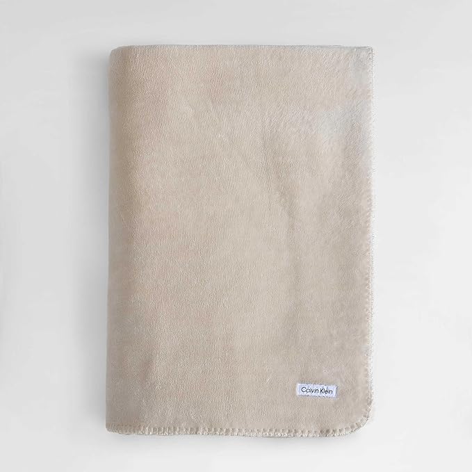 Calvin Klein - King Blanket, Super Soft Plush Bedding, Luxury Bed Blanket, Oeko-Tex Certified (Modern Reversible Solid Beige, King)